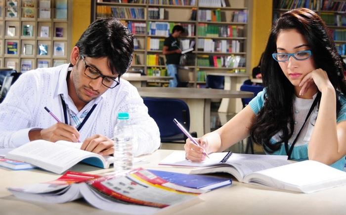 డిగ్రీ పూర్తి చేశారా.. అయితే మీకోసమే ఈ టాప్ 10 కెరీర్ ఆప్షన్స్